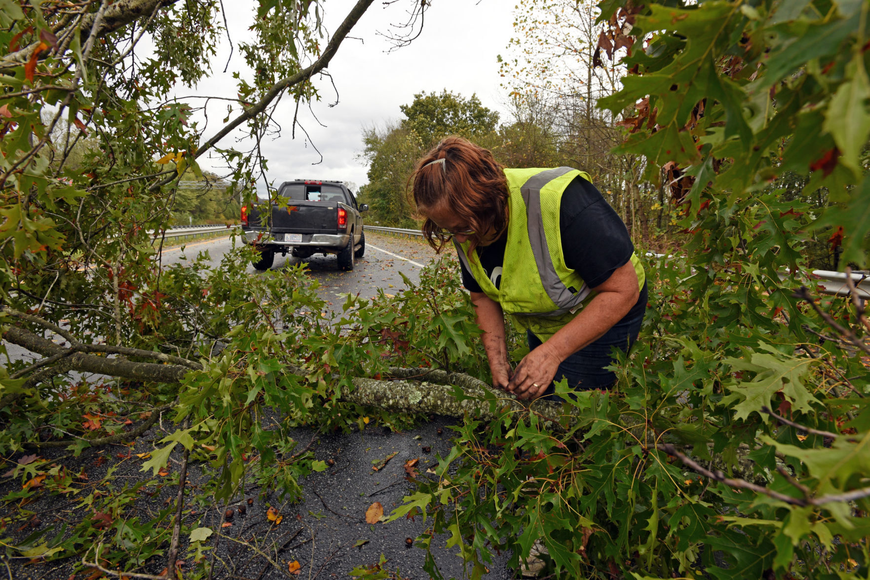 Salem Parkway closed